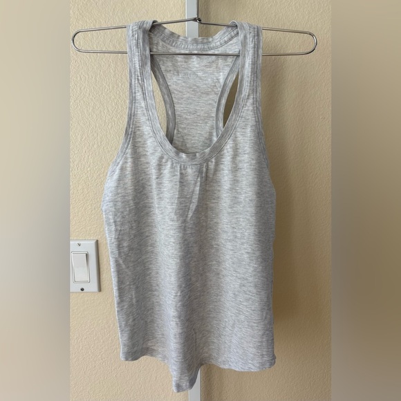 Lululemon Modern Racerback in Heather Light Grey - Size 6 - Picture 6 of 8